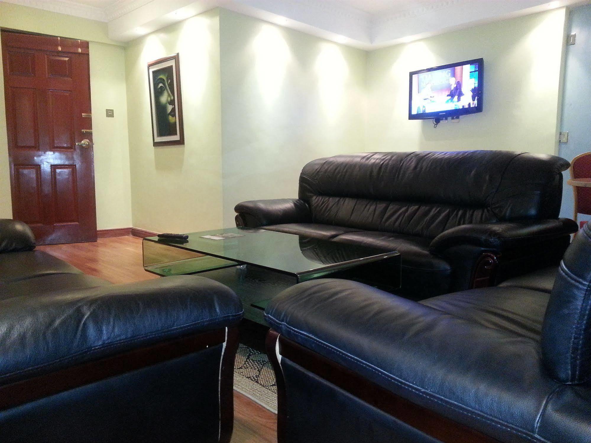 Nairobi Upperhill Hotel Bagian luar foto